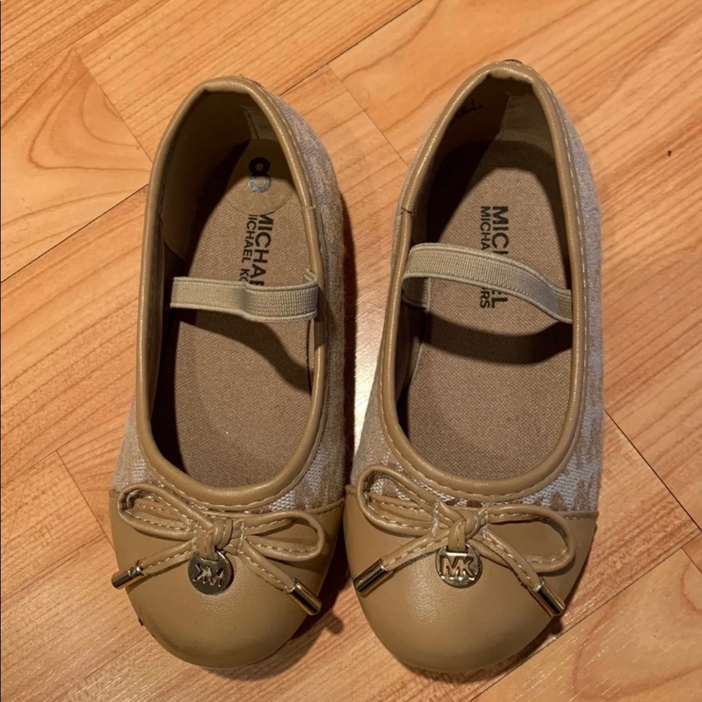 ✅SOLD ✅Michael Kors Shoes